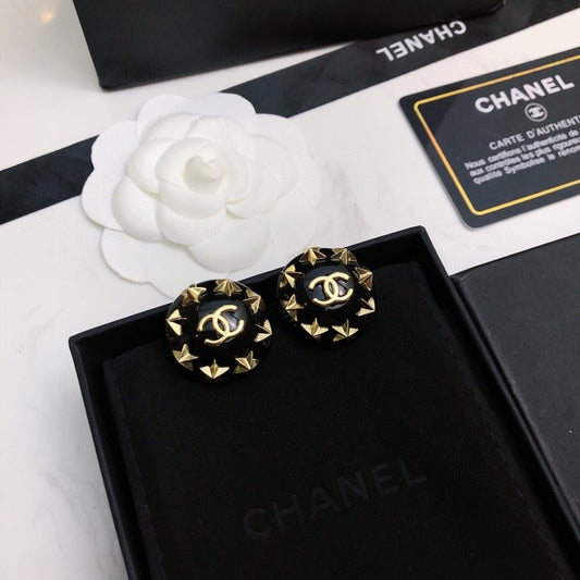 CHANEL Earring