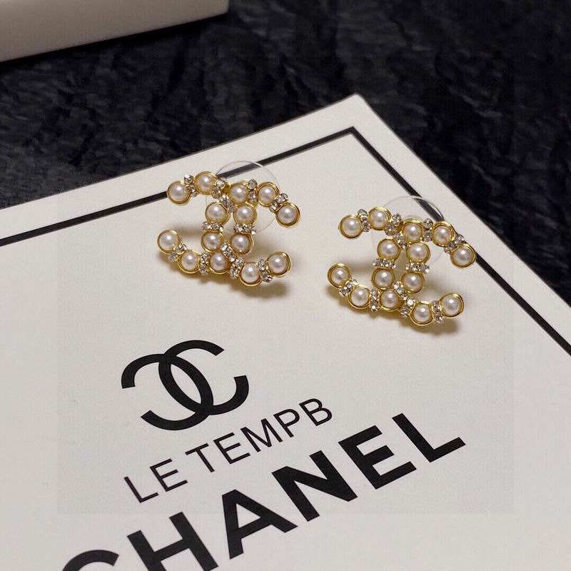 CHANEL Earring