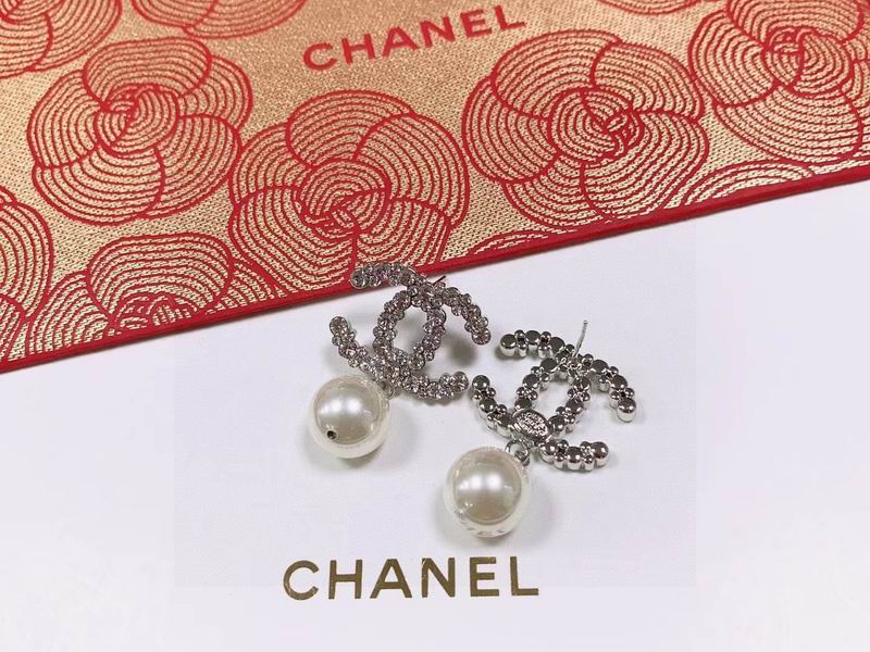 CHANEL Earring