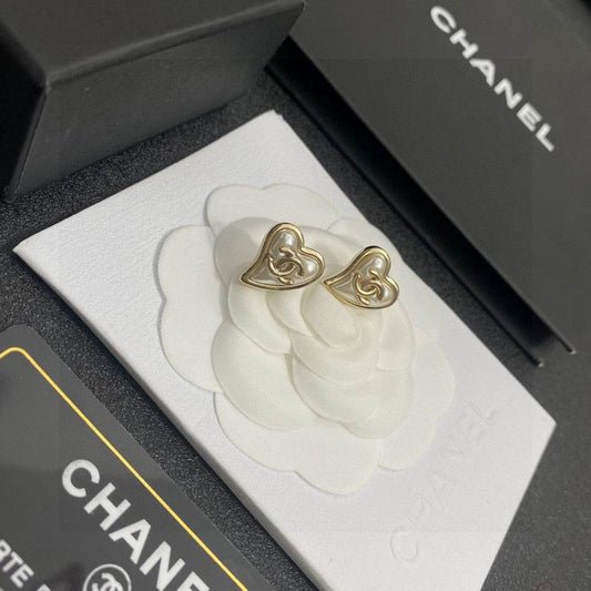 CHANEL Earring