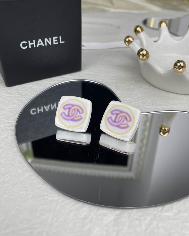 CHANEL Earring