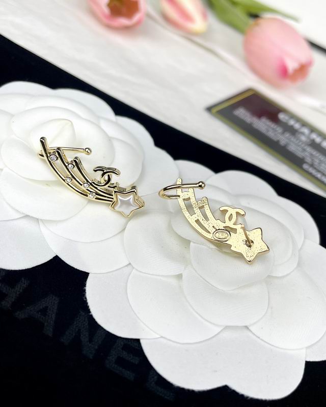 CHANEL Earring