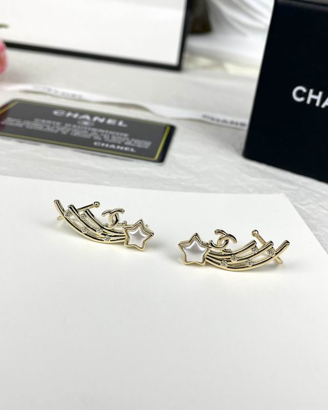 CHANEL Earring