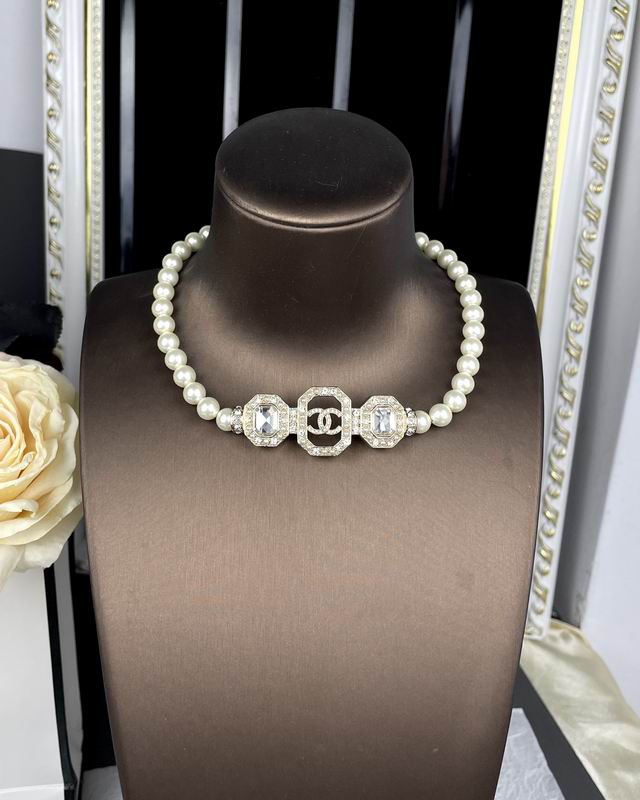CHANEL Necklace