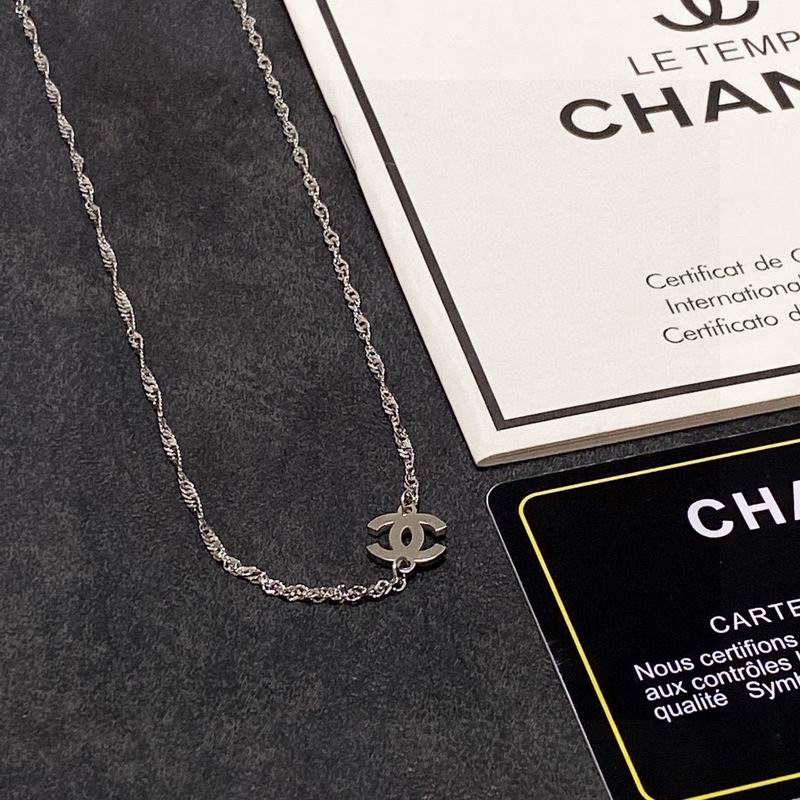 C.H.A.N.E.L Necklace 2