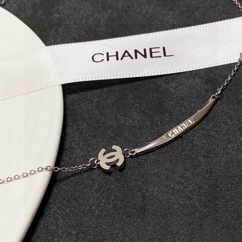 C.H.A.N.E.L Necklace 5