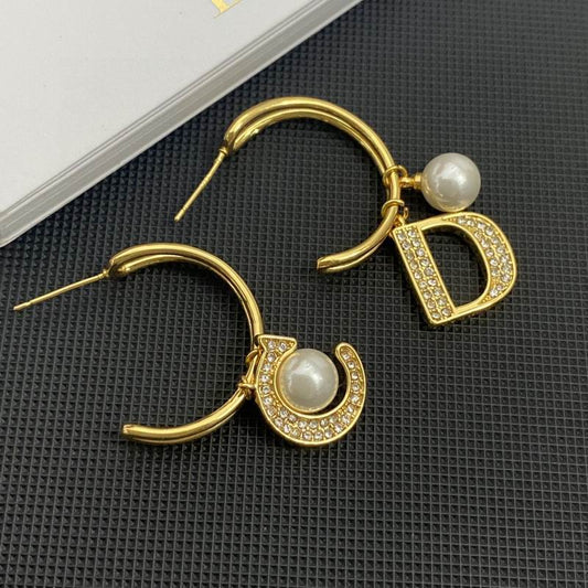 D.I.O.R Earring 4