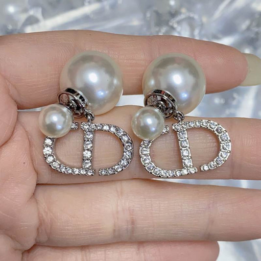 D.I.O.R Earring 13