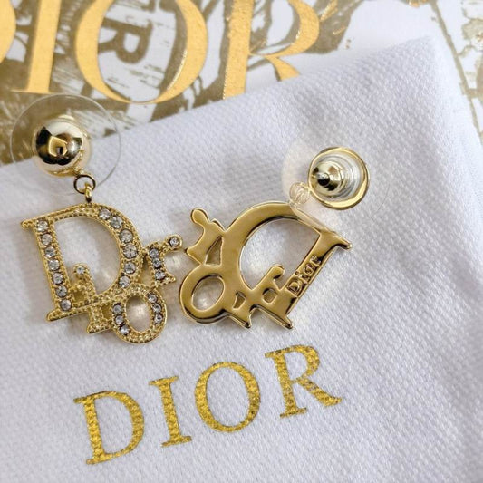 D.I.O.R Earring 17