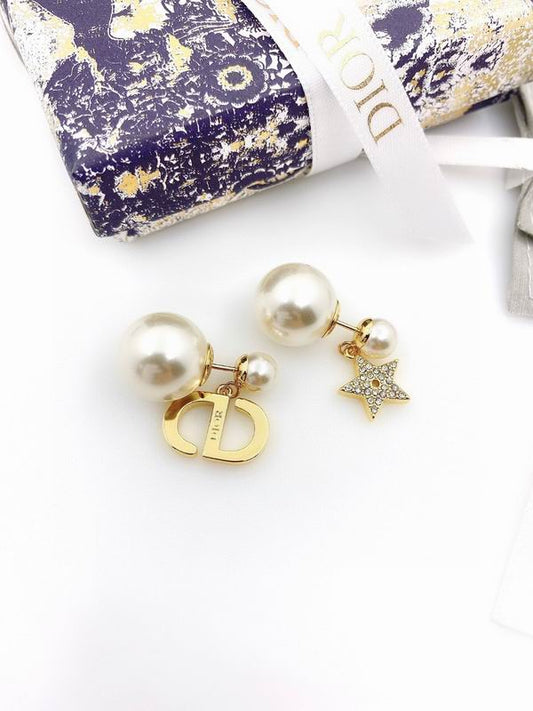 D.I.O.R Earring 61