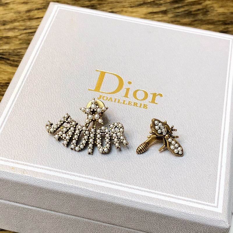 D.I.O.R Earring 139