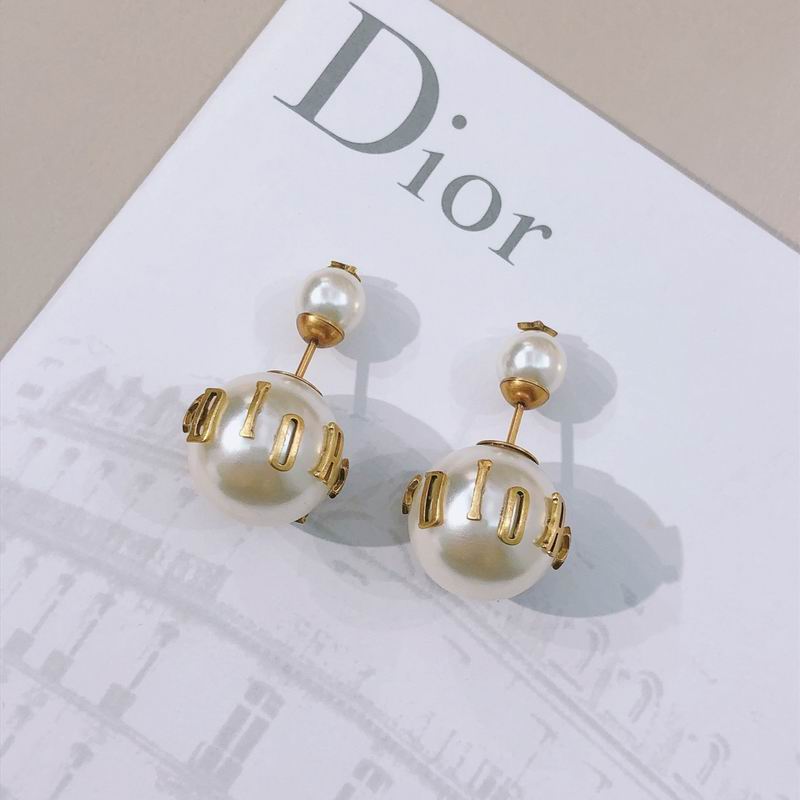 D.I.O.R Earring 140