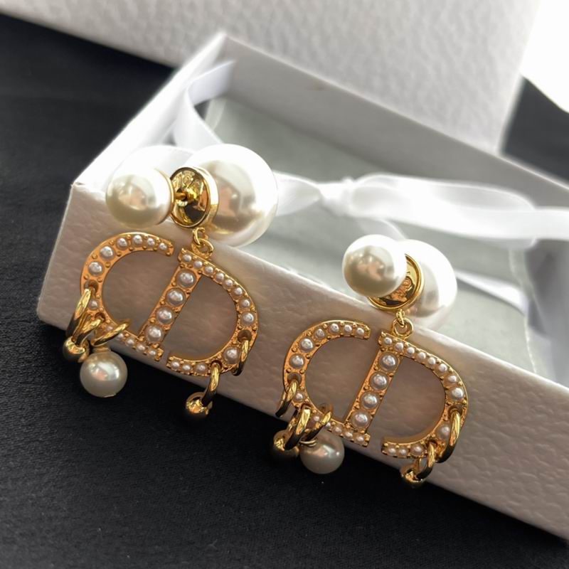 D.I.O.R Earring 179