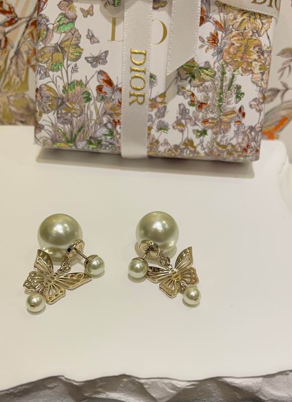 D.I.O.R Earring 70