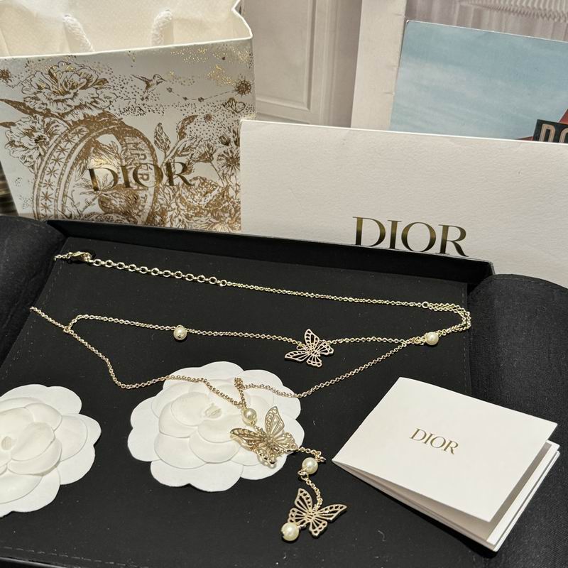 D.I.O.R Necklace 8