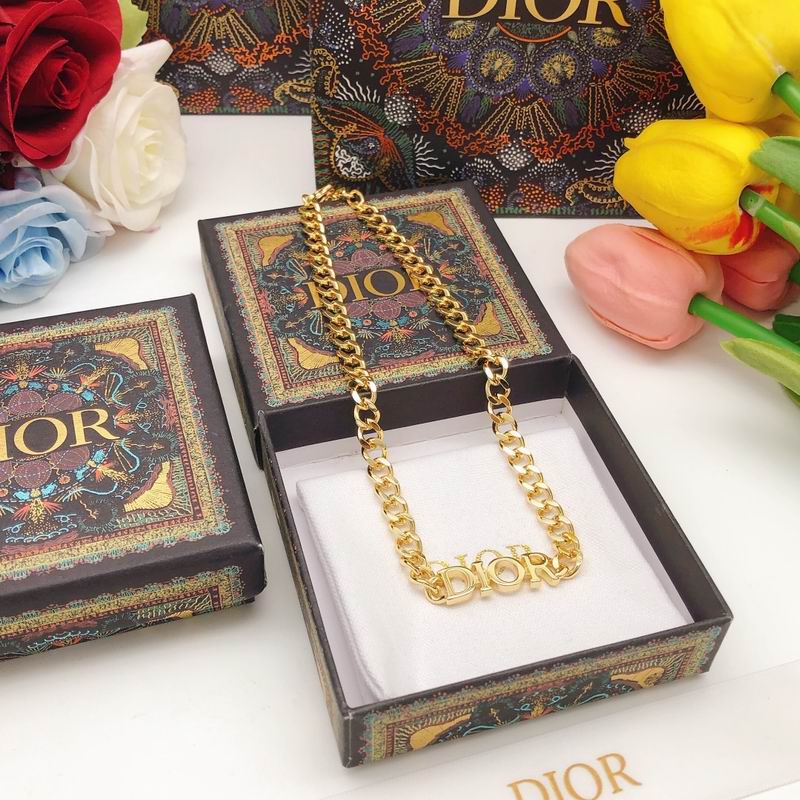 D.I.O.R Necklace 19