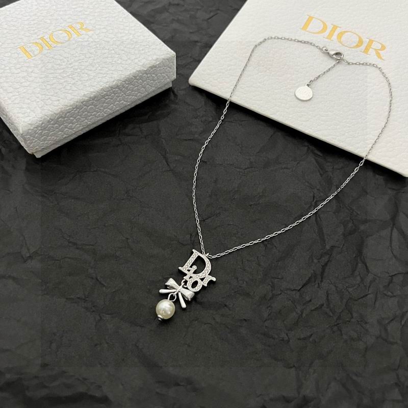 D.I.O.R Necklace 58