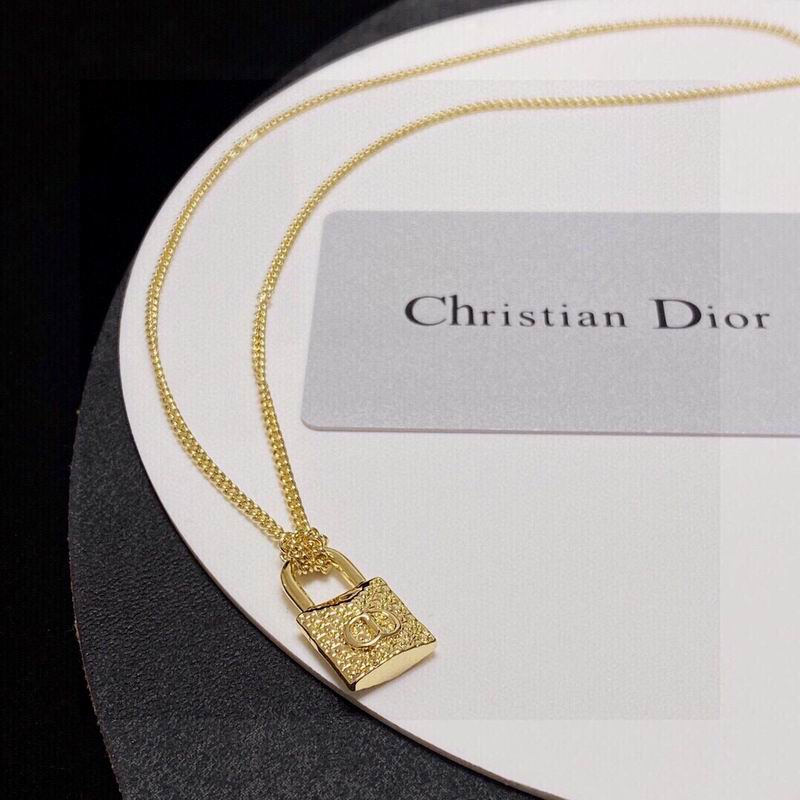 D.I.O.R Necklace 70