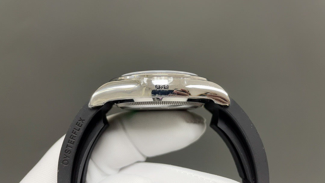 Rolex Daytona Swiss movement watch is equipped with a JH-4131 integrated machine