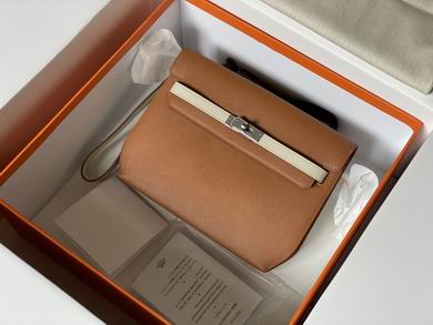 H.E.R.M.E.S Kelly Bag 17 25cm 021001