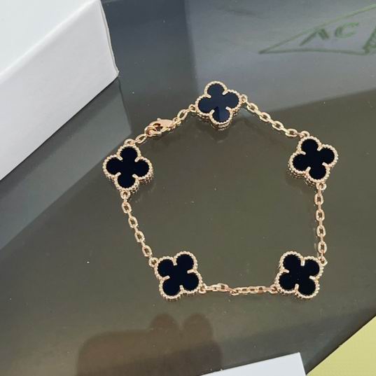 Van Cleef & Arpels Bracelet
