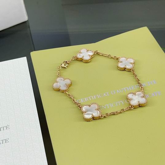 Van Cleef & Arpels Bracelet