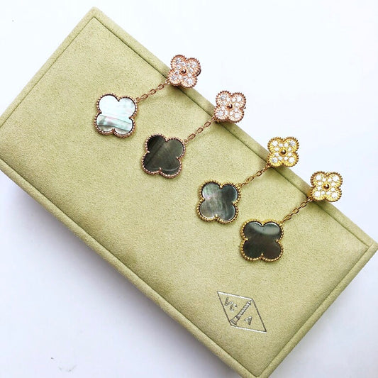 V.a.n Cleef & Arpels Earring 33