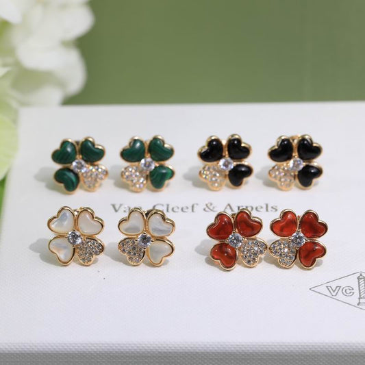 V.a.n Cleef & Arpels Earring 48