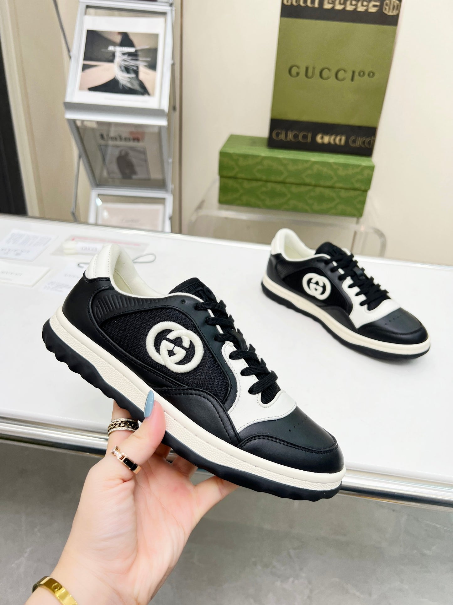 G.U.C.C.I  SHOES  111