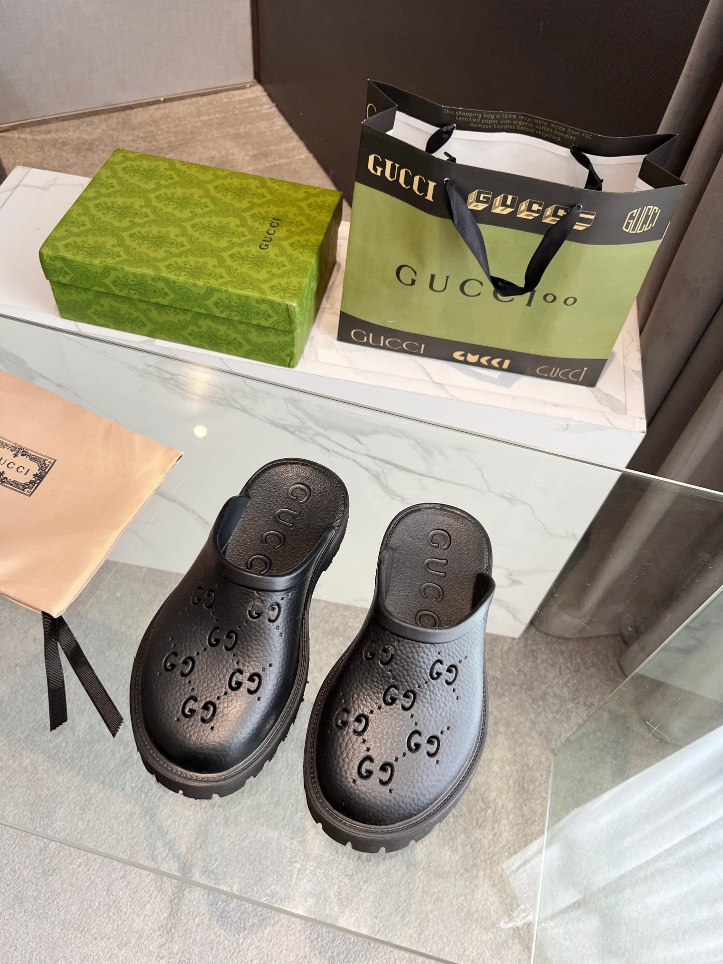 G.U.C.C.I  SHOES  73