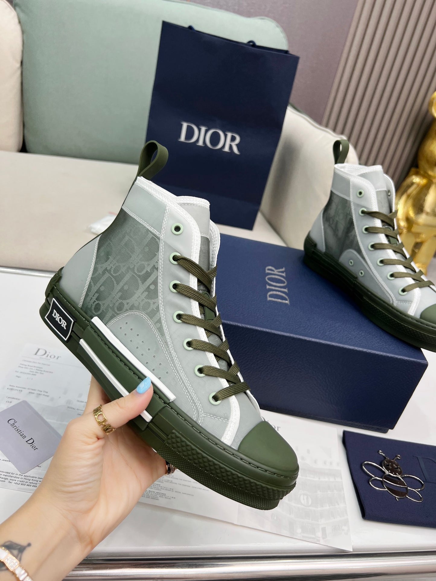 D.I.O.R SHOES 22