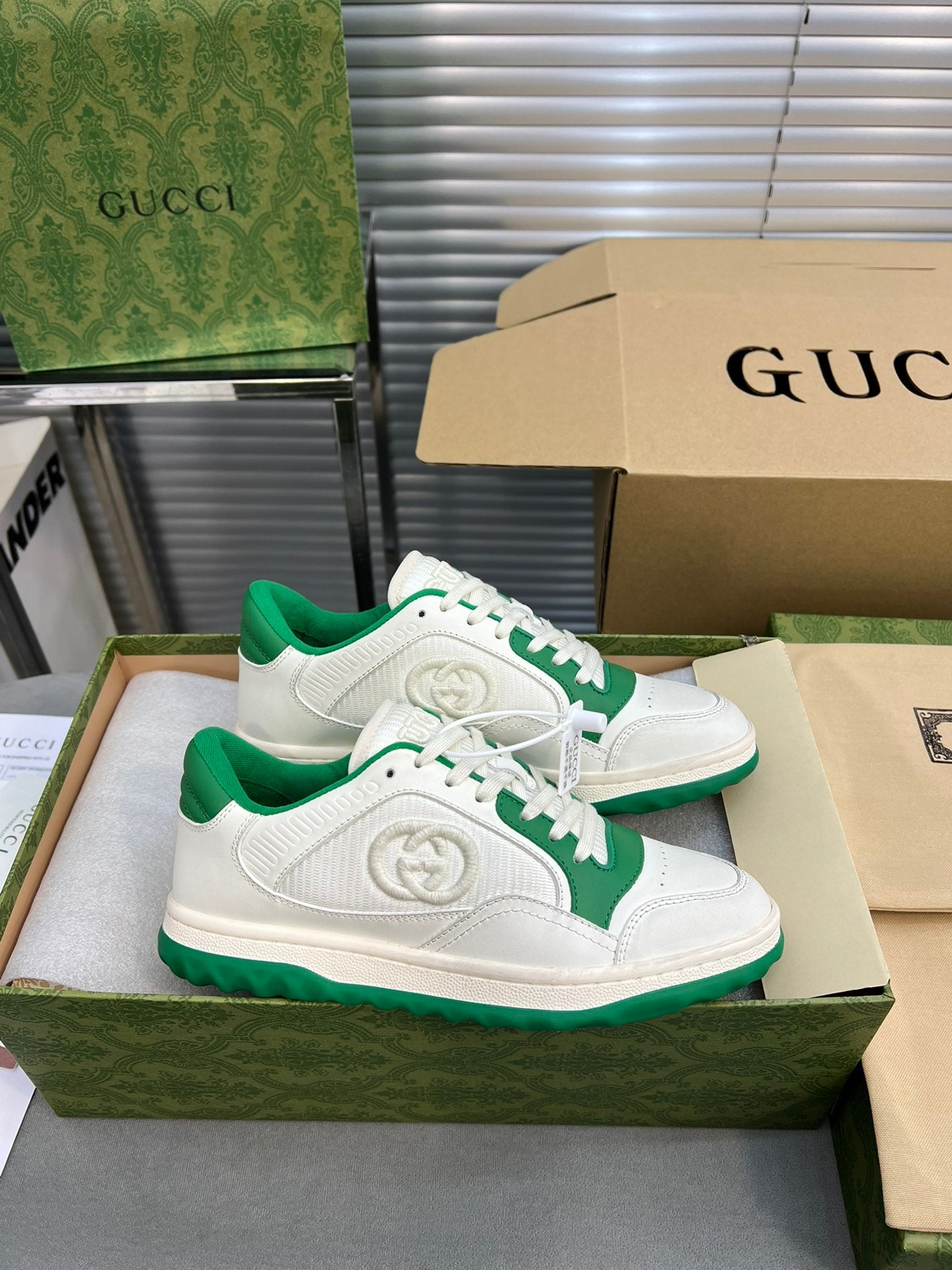 G.U.C.C.I  SHOES  31