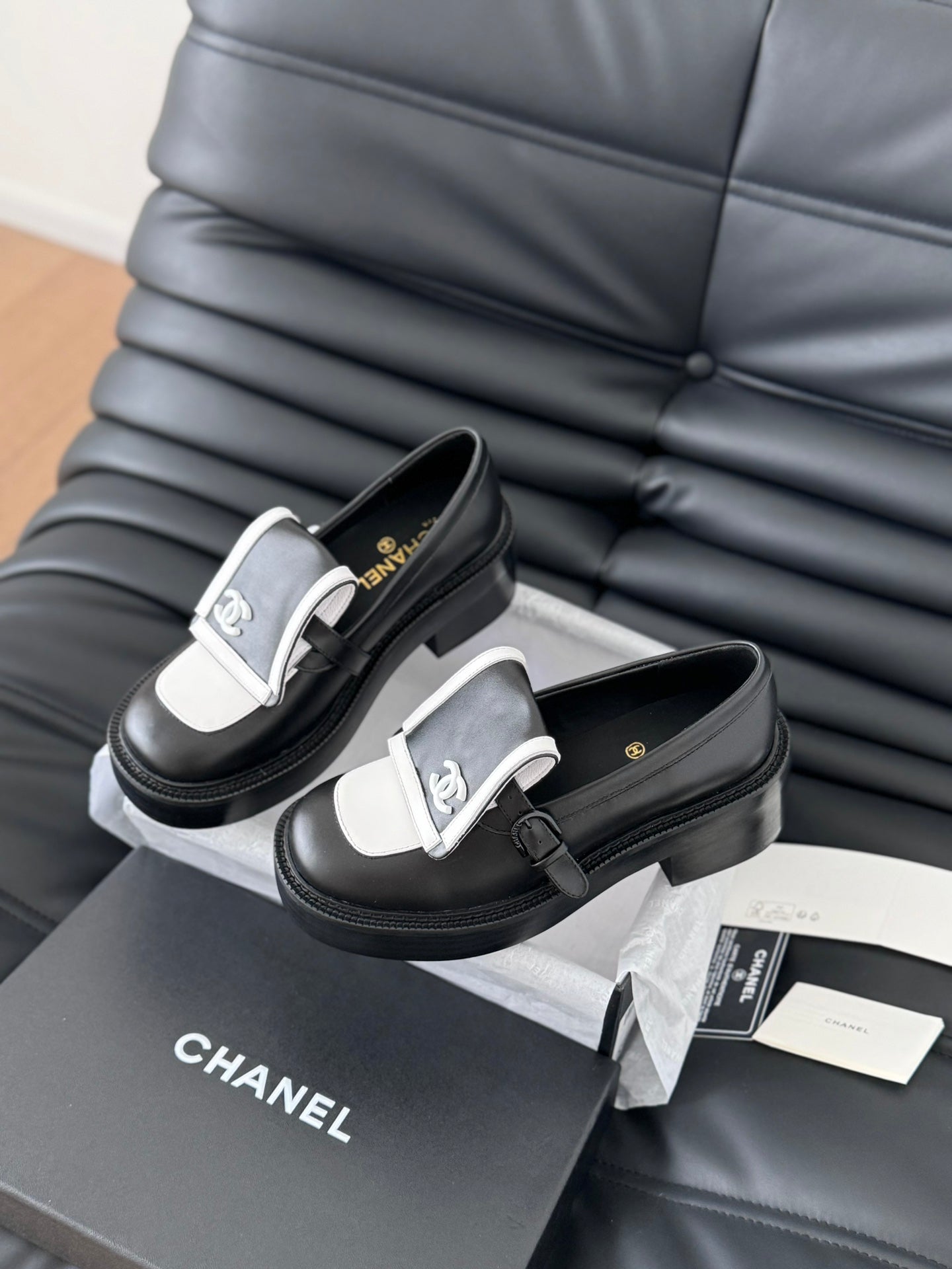 C.H.A.N.E.L Shoes 28