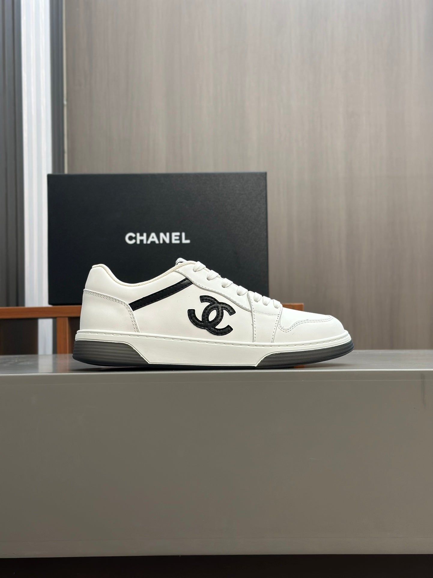 C.H.A.N.E.L Shoes 5