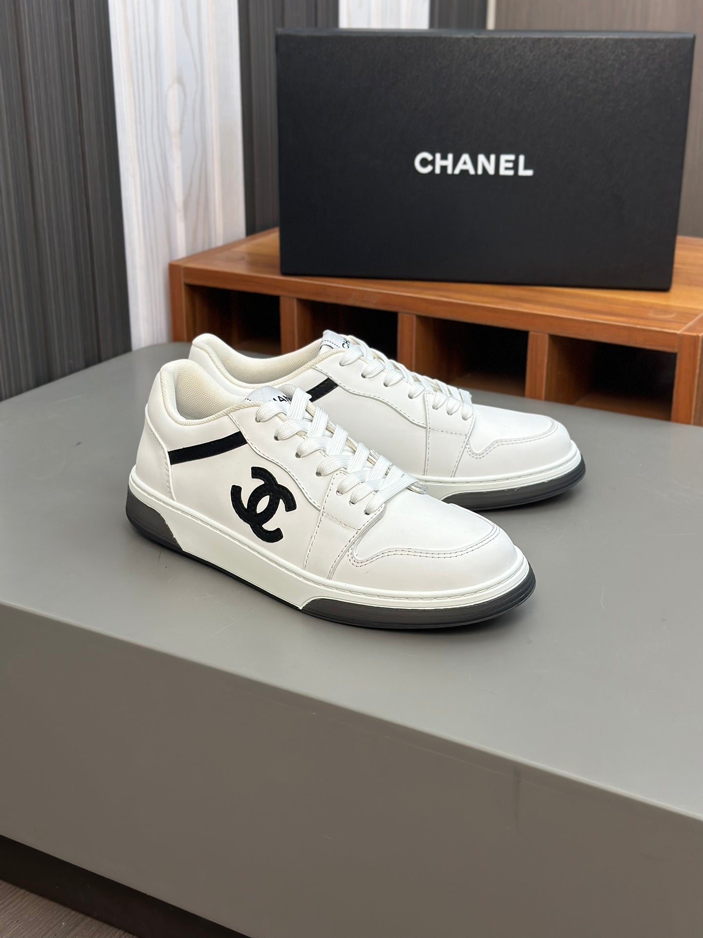 C.H.A.N.E.L Shoes 5