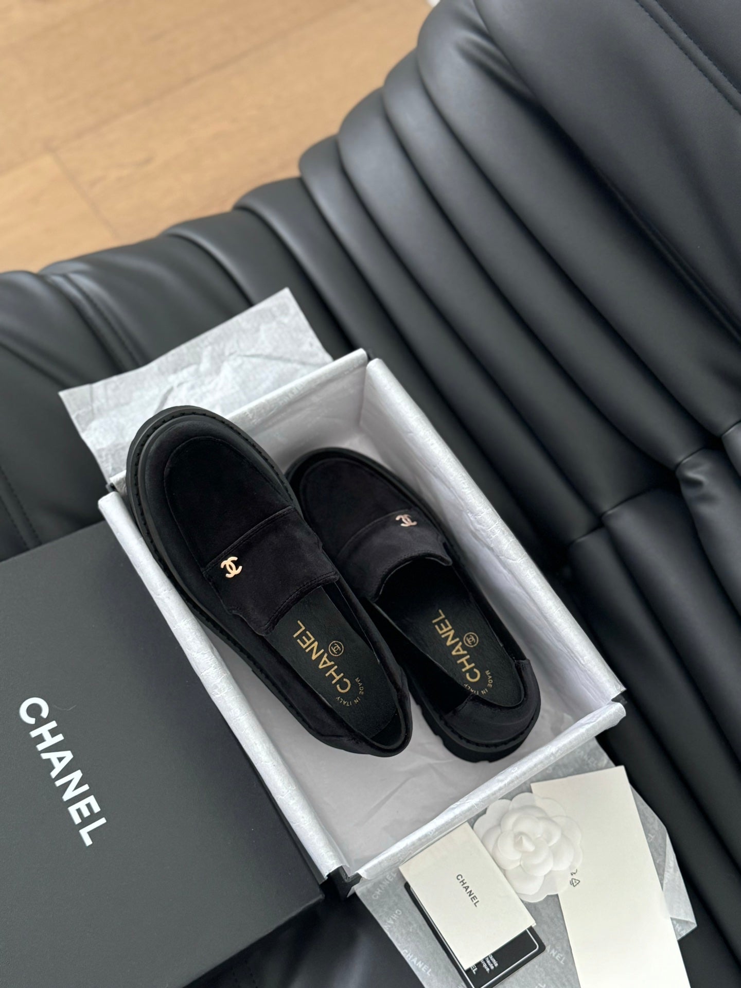 C.H.A.N.E.L Shoes 22