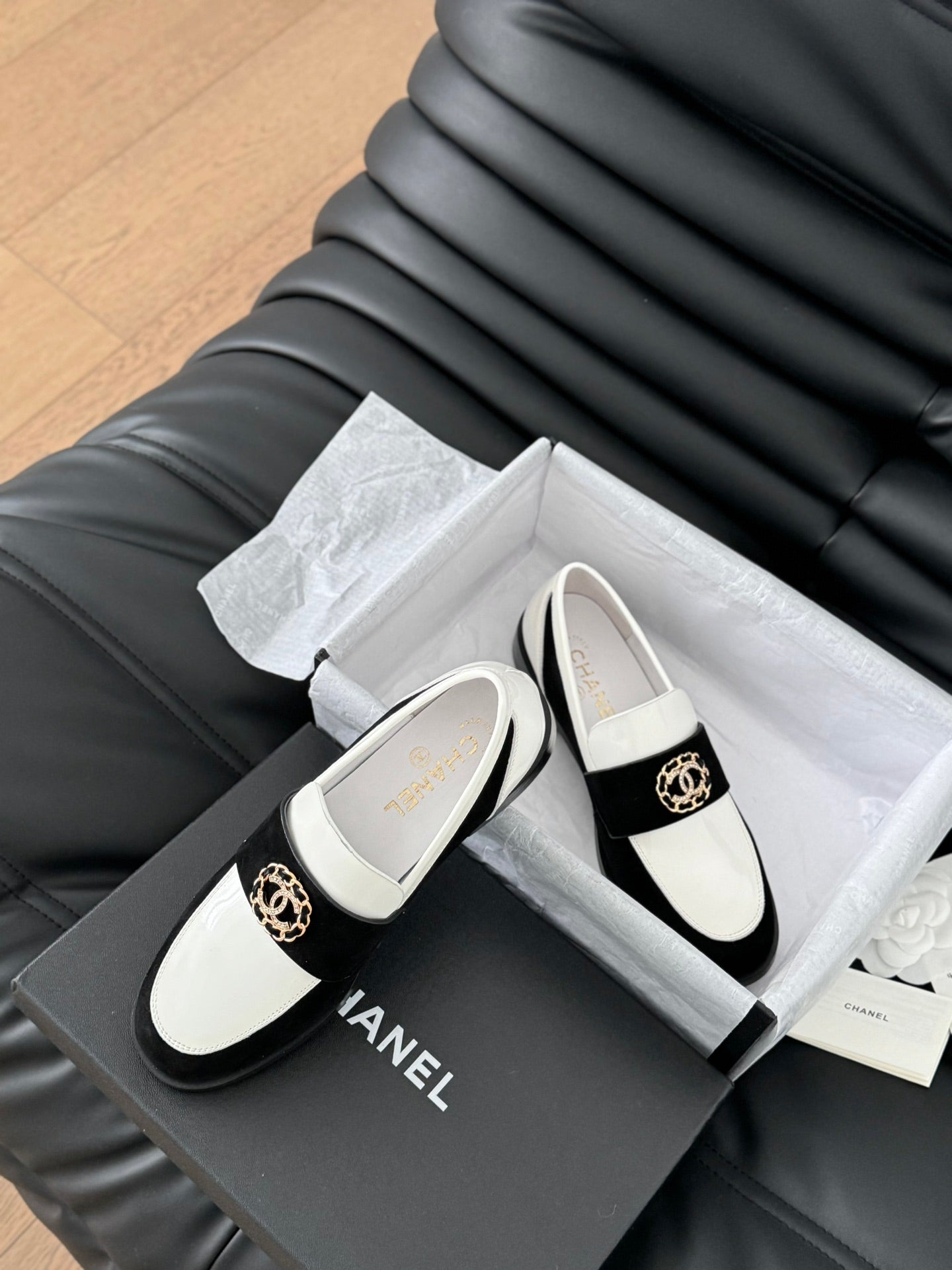 C.H.A.N.E.L Shoes 32