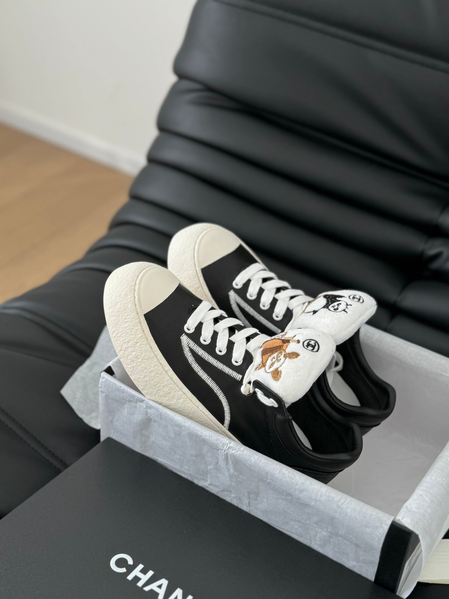 C.H.A.N.E.L Shoes 33