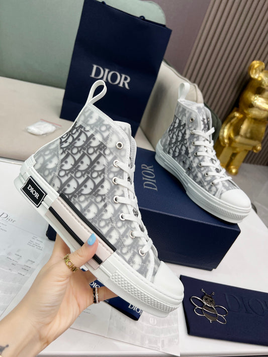 D.I.O.R SHOES 22