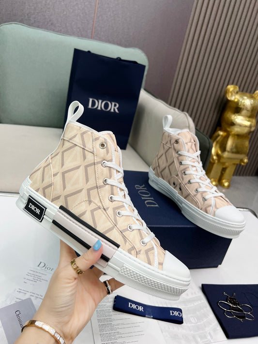 D.I.O.R SHOES 23