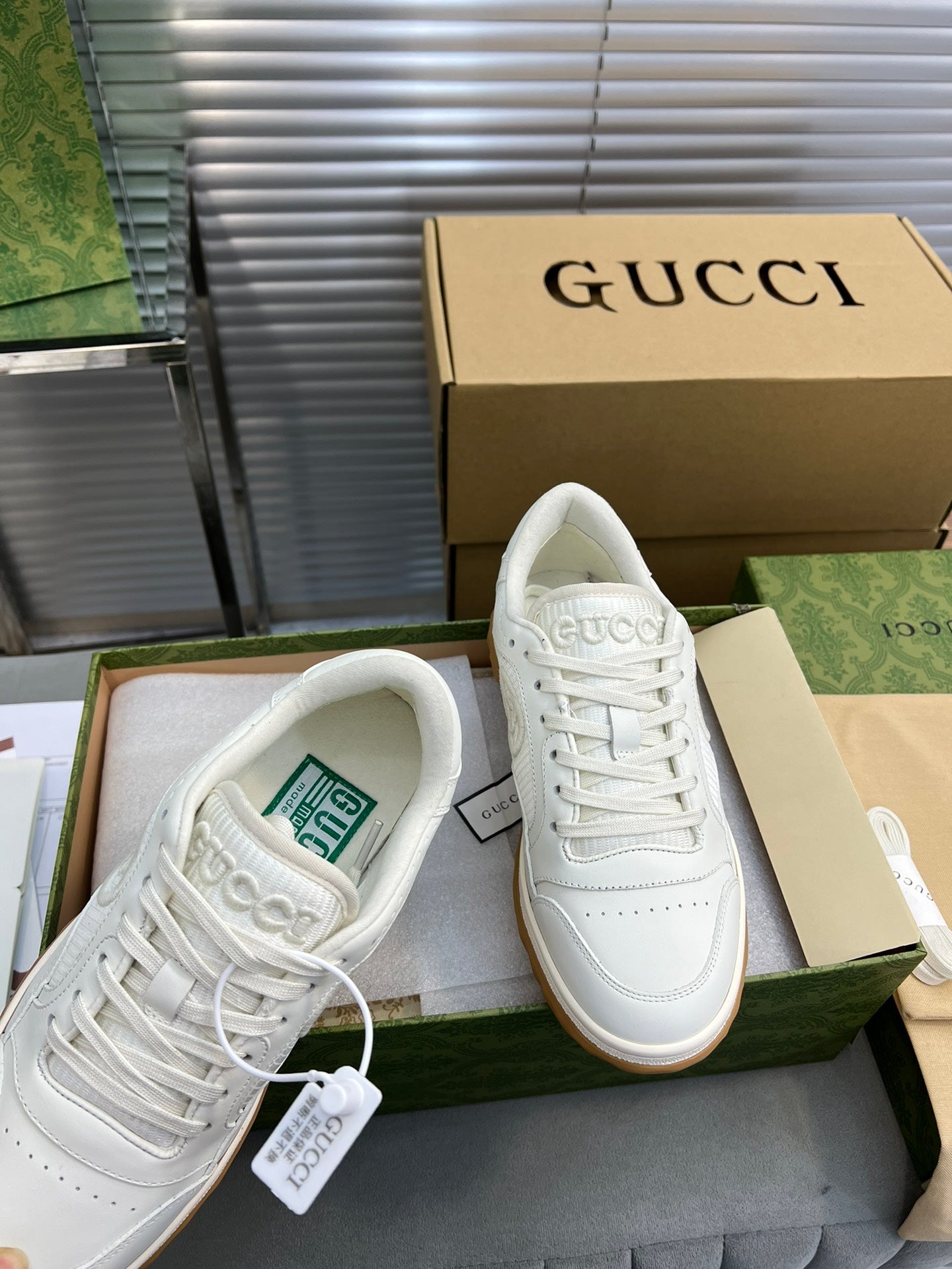 G.U.C.C.I  SHOES  31