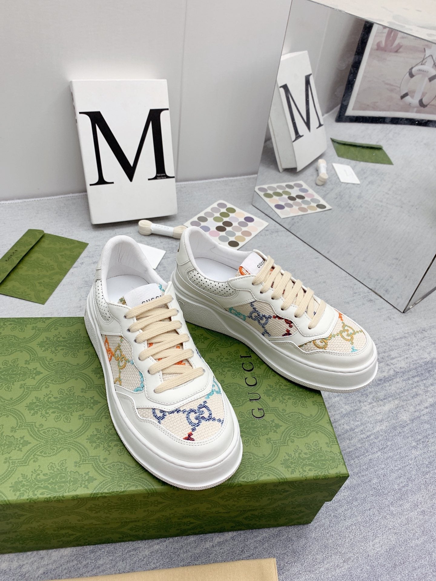 G.U.C.C.I  SHOES  85