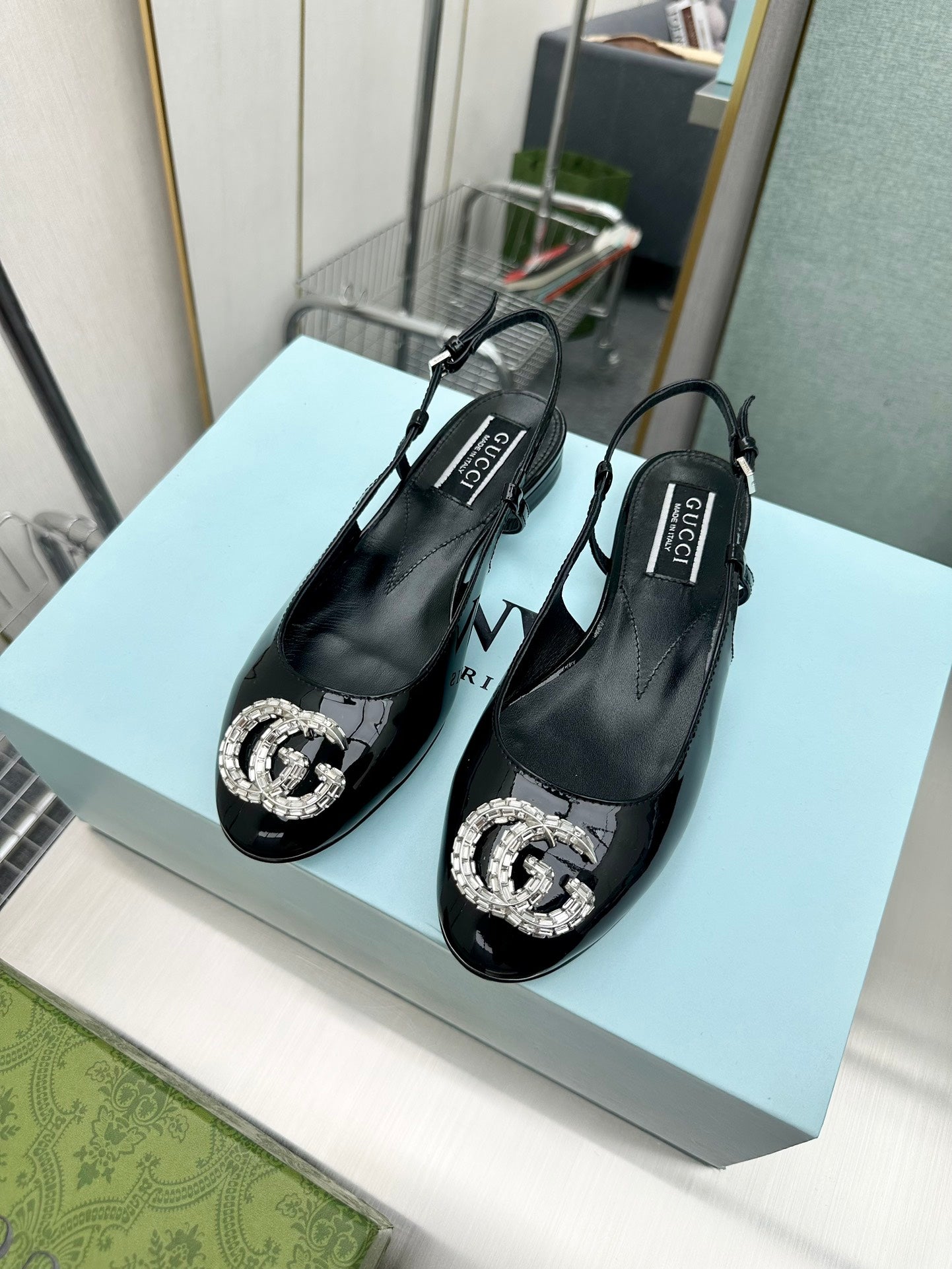 G.U.C.C.I  SHOES  91