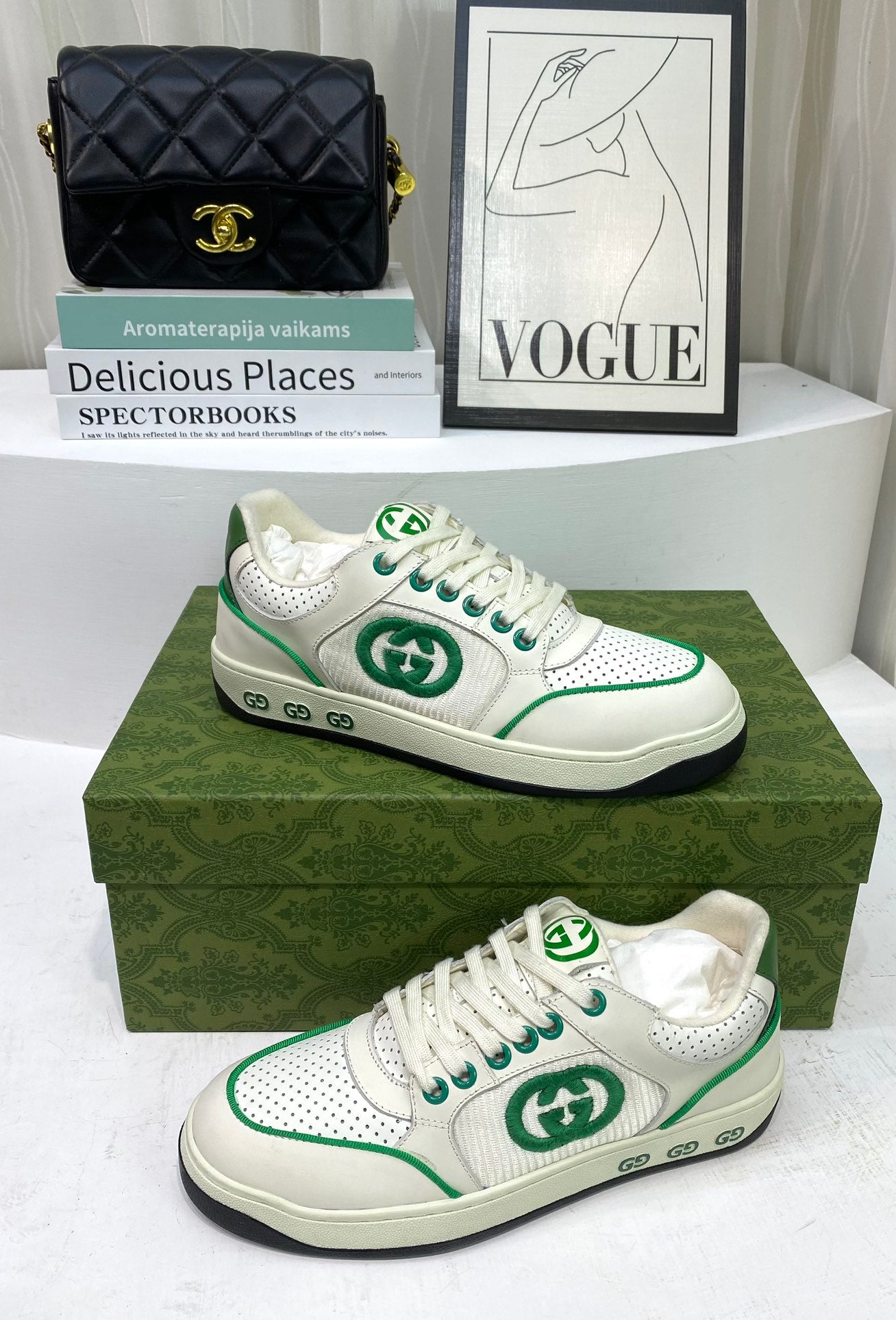 G.U.C.C.I  SHOES  98