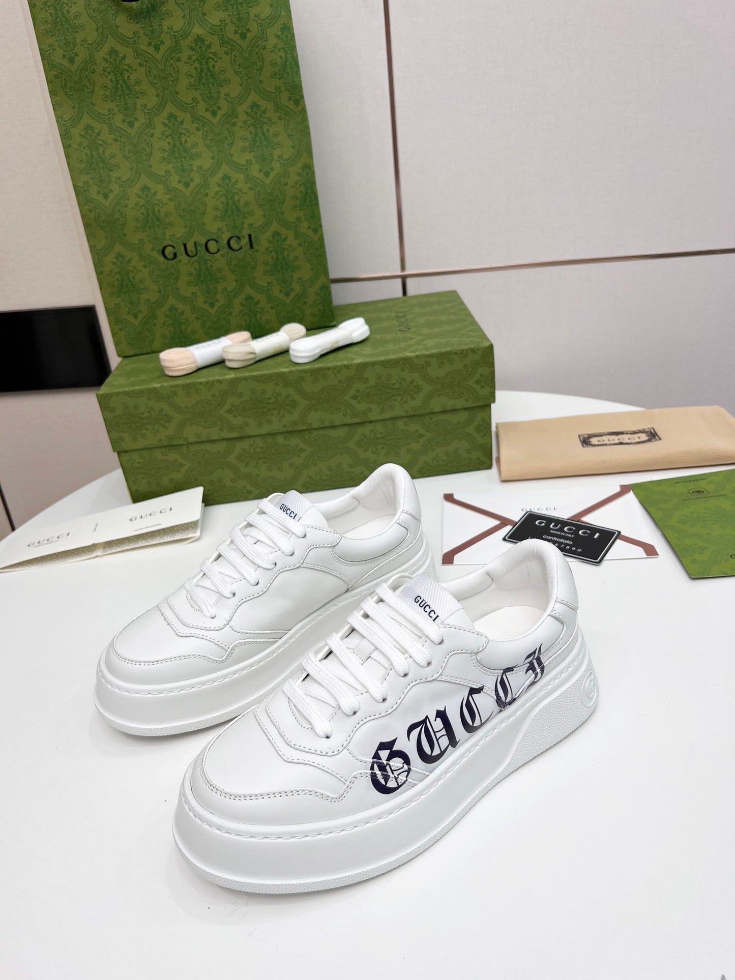 G.U.C.C.I  SHOES  105