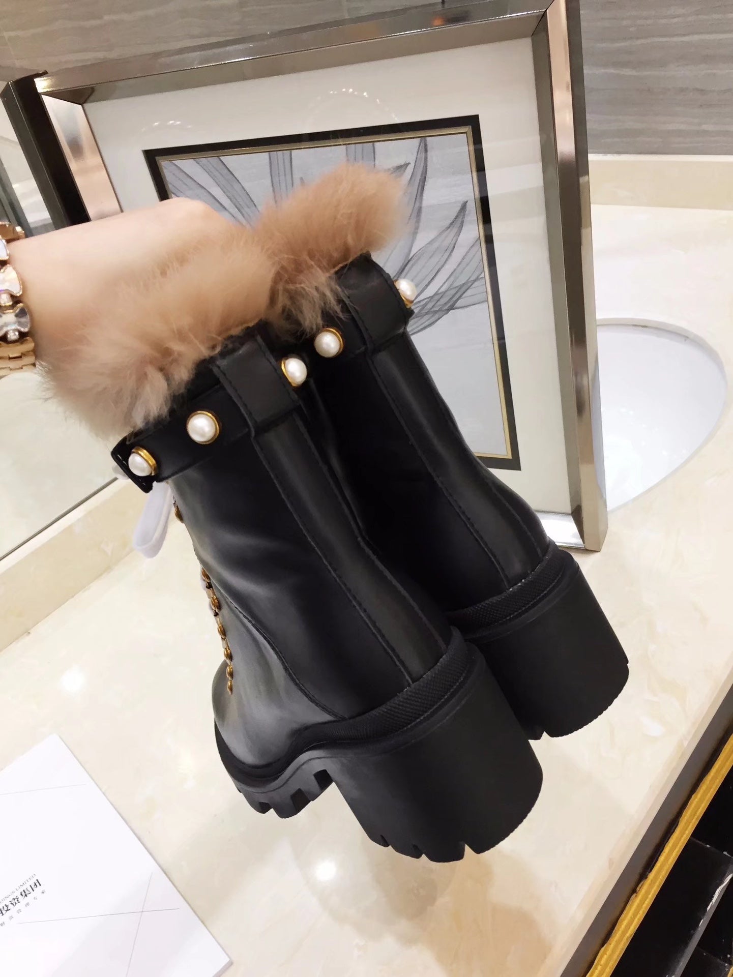 G.U.C.C.I  SHOES  112