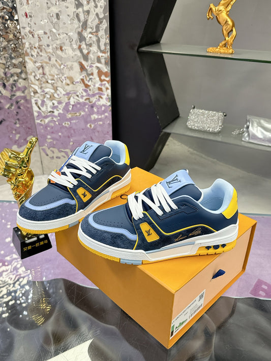 Louis Vuitton hits! trainer shoes