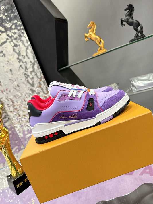 Louis Vuitton hits! trainer shoes