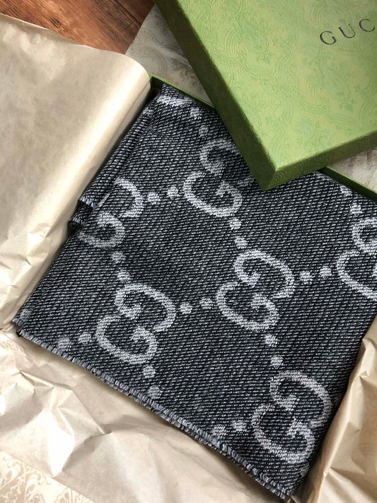 Gucci scarf
