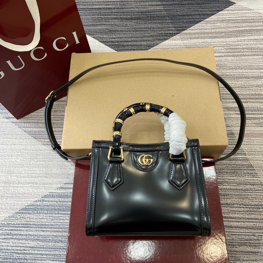 GUCCI DIANA TOTE BAG